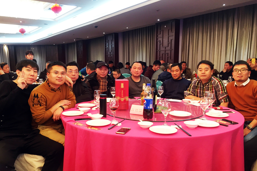 贏戰(zhàn)豬年、共創(chuàng)輝煌--山美股份隆重舉行2018年度表彰大會暨2019迎新年會
