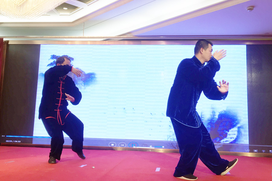 贏戰(zhàn)豬年、共創(chuàng)輝煌--山美股份隆重舉行2018年度表彰大會暨2019迎新年會