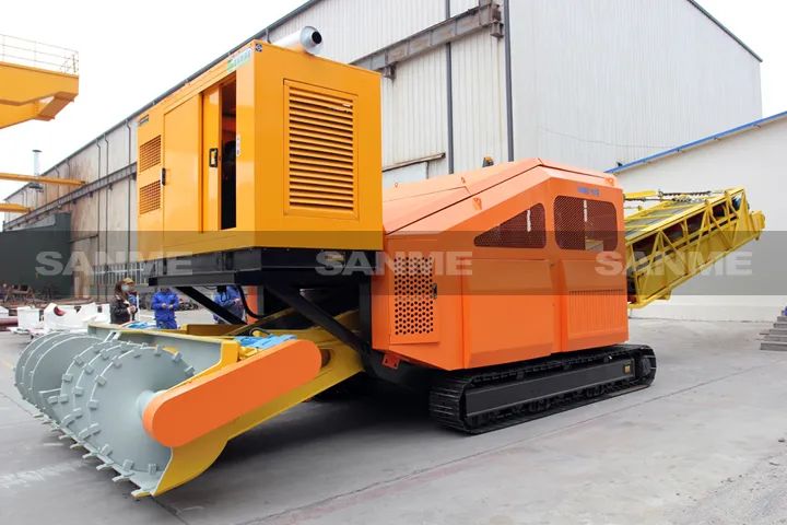 顛覆傳統(tǒng)裝車方式，山美履帶式取料機(jī)助您實(shí)現(xiàn)降本增效、節(jié)能減排！